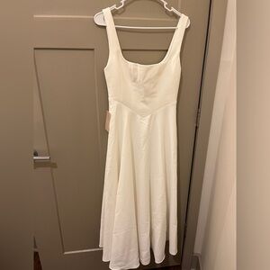 ODD MUSE- new!! Beautiful midi white dress